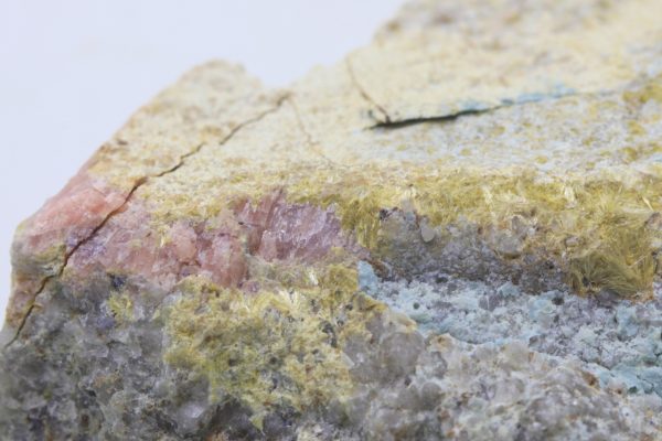 Carpholite, rhodochrosite - Image 7