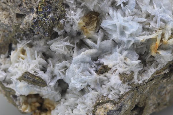 Baryte, pyrite - Image 8