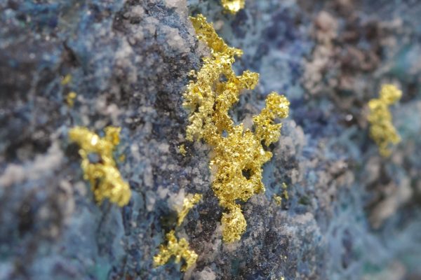 Gold, chrysocolla, shattuckite - Image 7