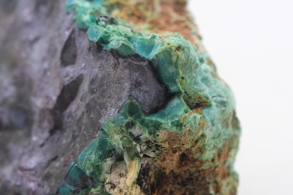 Domeykite, cuprite - Image 7