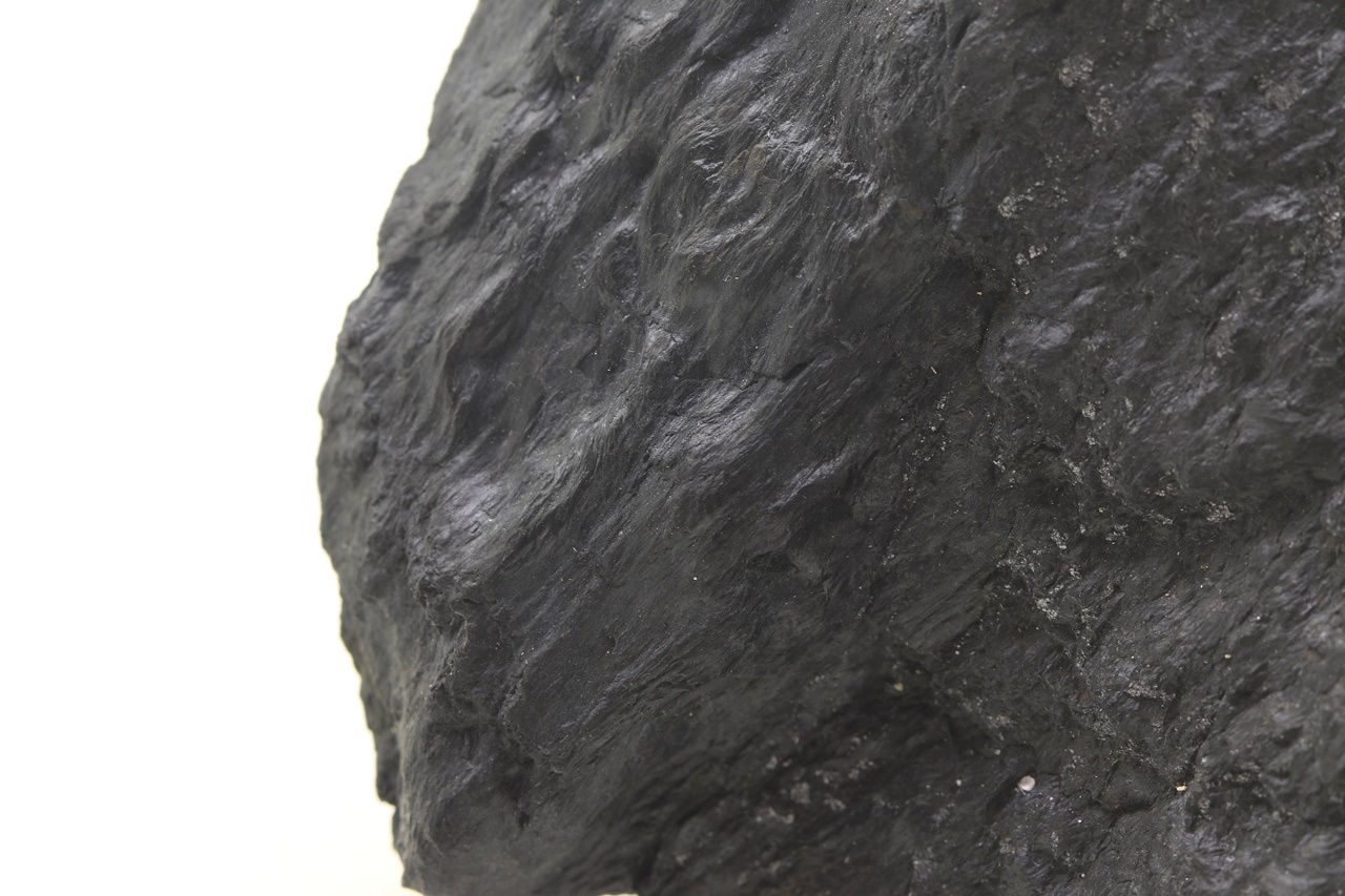 Ludwigite - Image 10