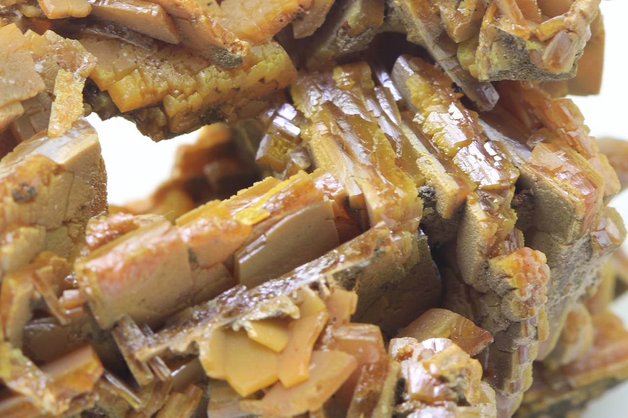 Wulfenite - Image 10