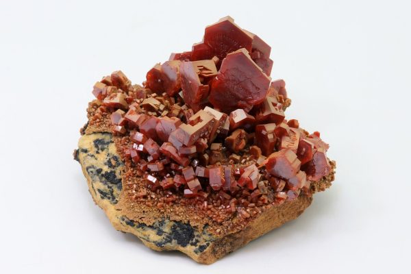 Vanadinite - Image 4