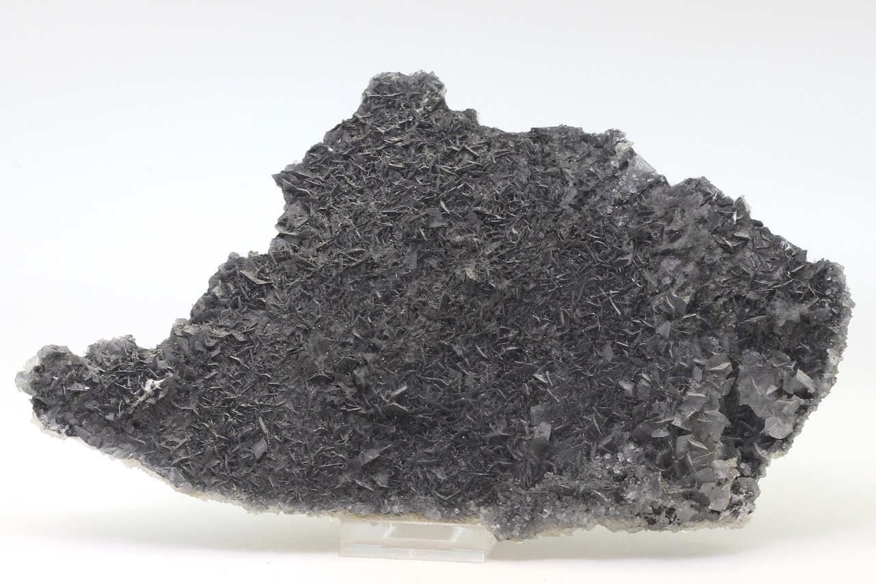 Boulangerite, calcite