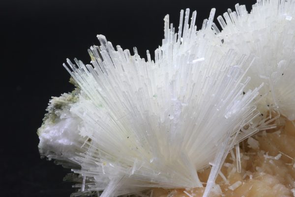 Scolecite, stilbite - Image 8