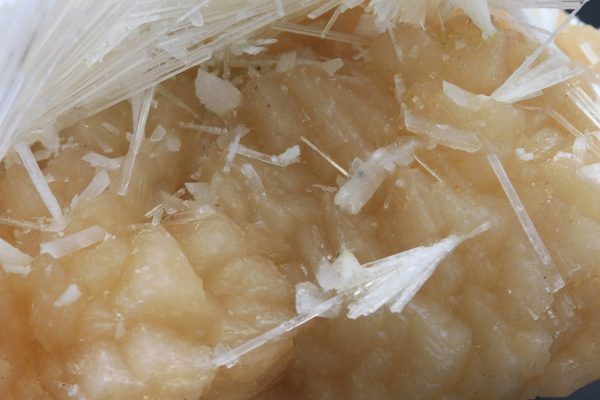 Scolecite, stilbite - Image 10