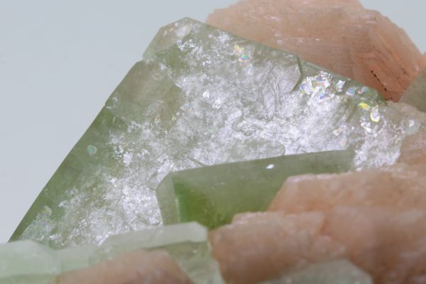 Apophyllite, stilbite - Image 12