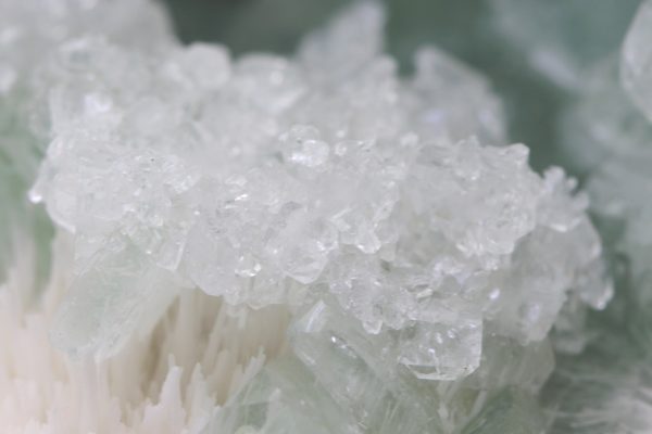 Apophyllite, mesolite - Image 10
