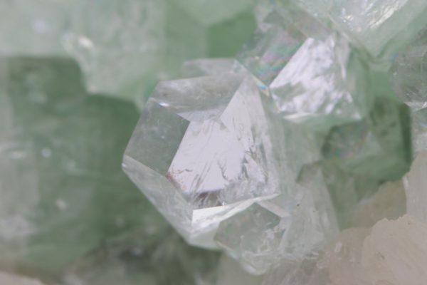 Apophyllite, stilbite, mesolite - Image 9