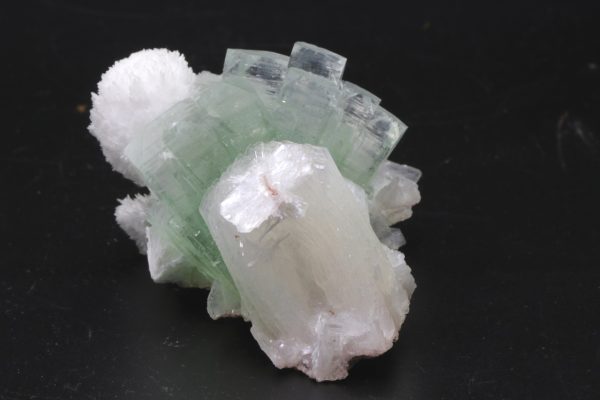 Apophyllite, stilbite, mesolite - Image 7