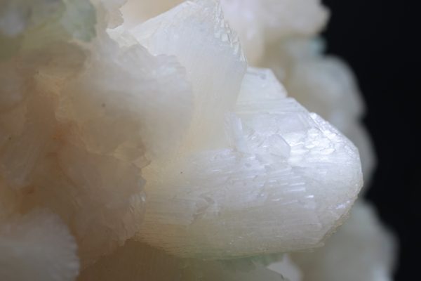 Apophyllite, stilbite - Image 9