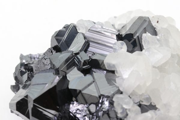 Sphalerite, calcite - Image 12