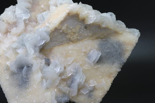 Calcite, dolomite - Image 8