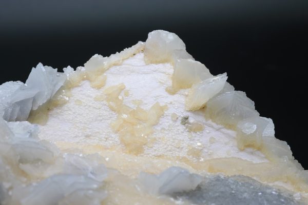 Calcite, dolomite - Image 15