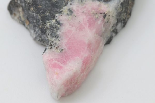 Tugtupite - Image 5