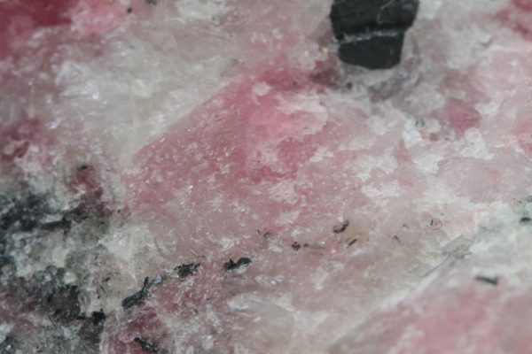 Tugtupite - Image 7