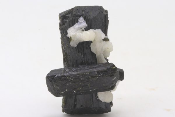 Stellerite, epidote - Image 5