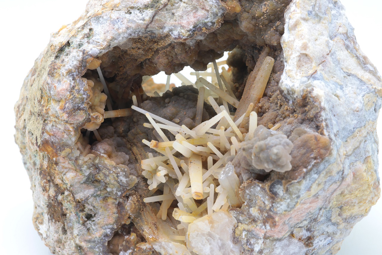 Chalcedony - Image 13