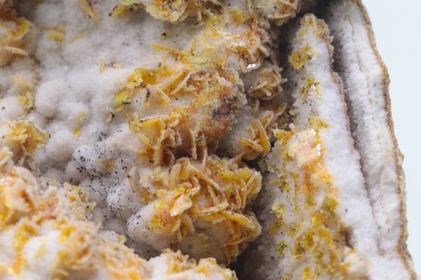 Wulfenite - Image 8
