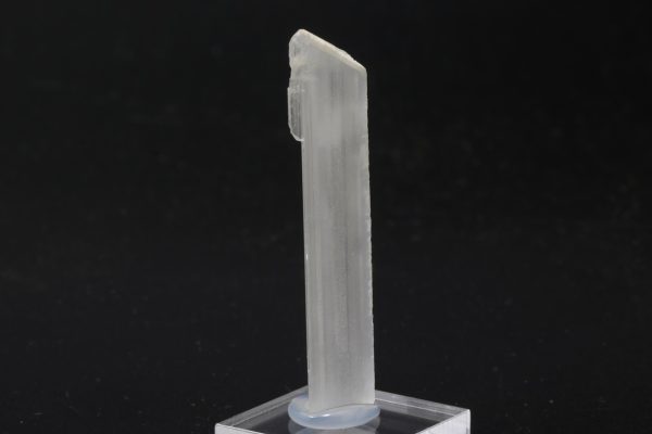 Hambergite - Image 3