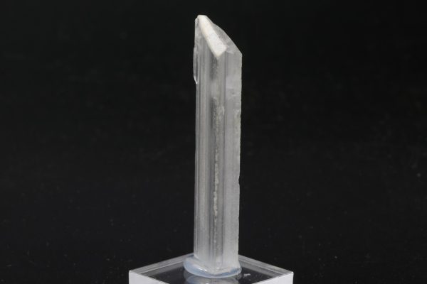 Hambergite - Image 5