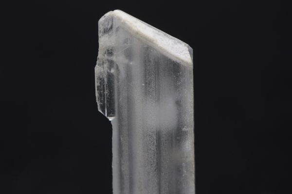 Hambergite - Image 9