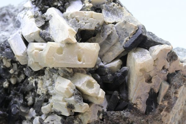 Meionite - Image 11