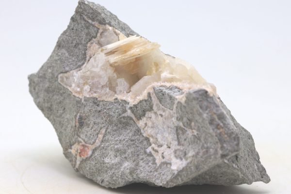 Calcite, natrolite - Image 2