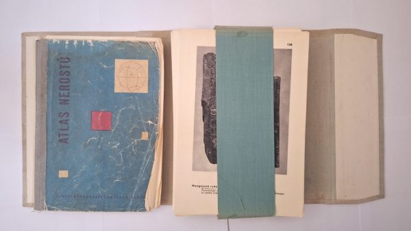 Atlas of Minerals - Image 2