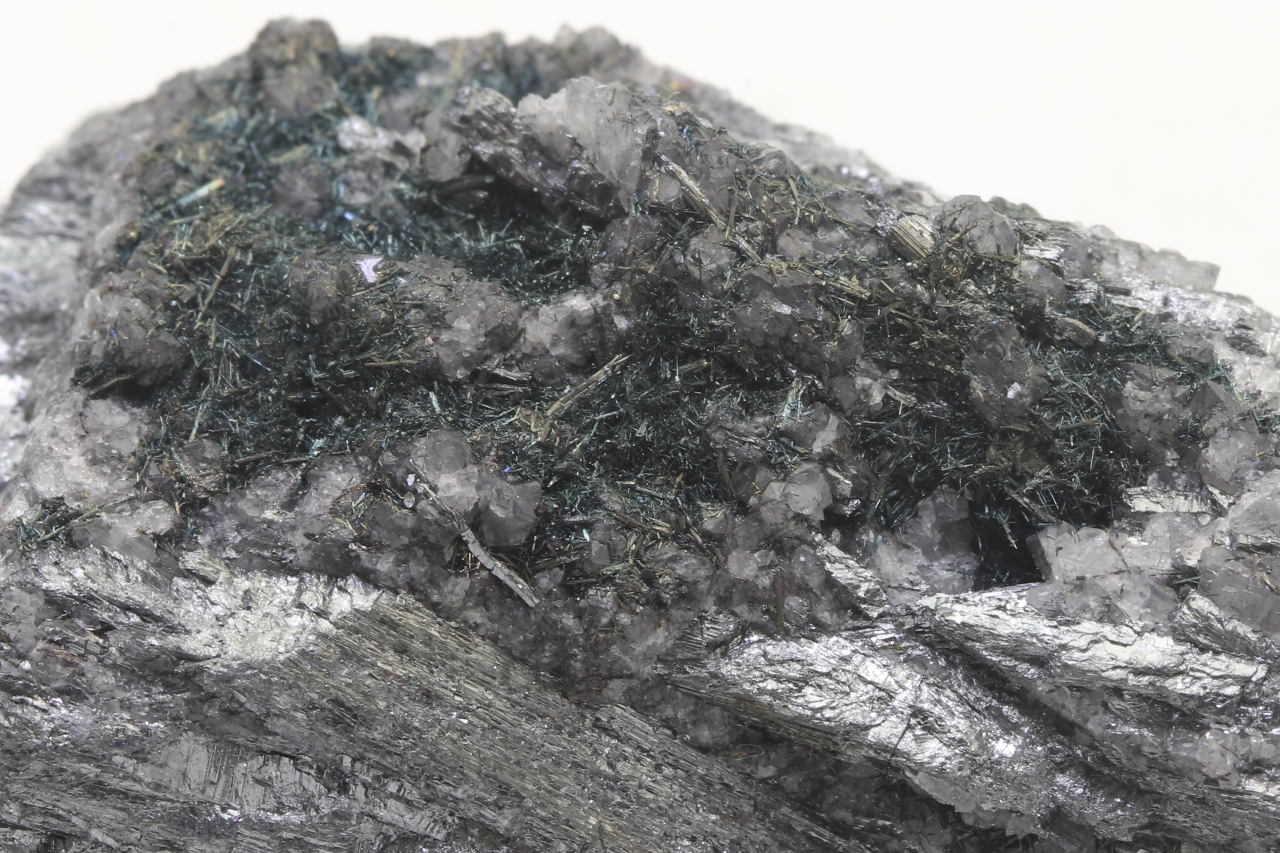 Berthierite, Stibnite - Image 2