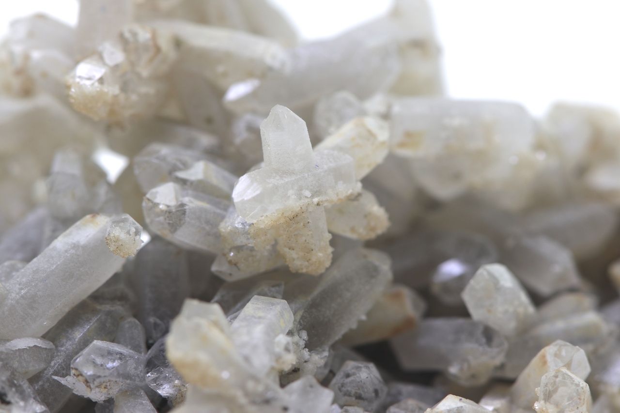 Quartz, Dolomite - Image 3