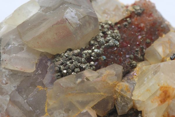 Baryte, pyrite - Image 6