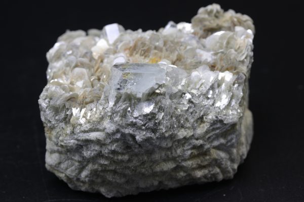 Aquamarine, muscovite - Image 4
