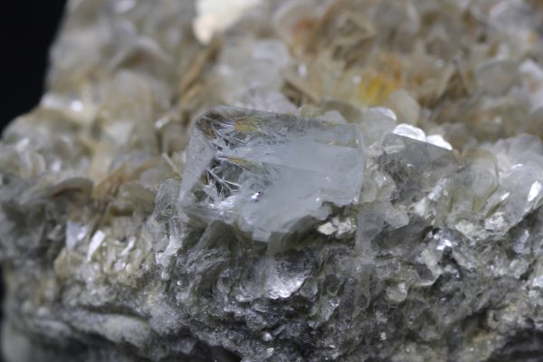 Aquamarine, muscovite - Image 5