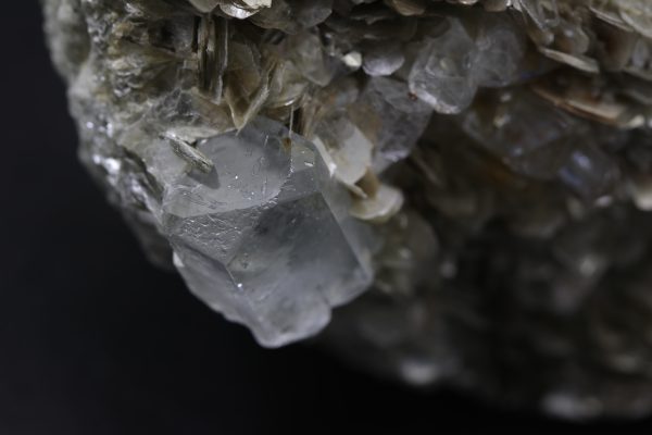 Aquamarine, muscovite - Image 9