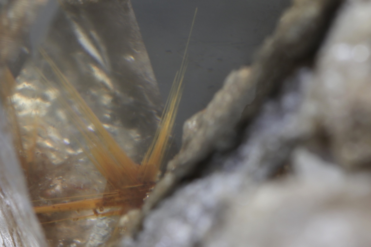 Limonite, Sagenite - Image 11