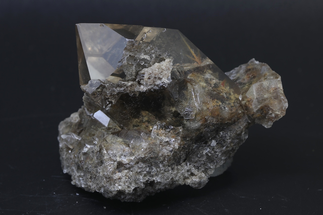 Limonite, Sagenite - Image 8