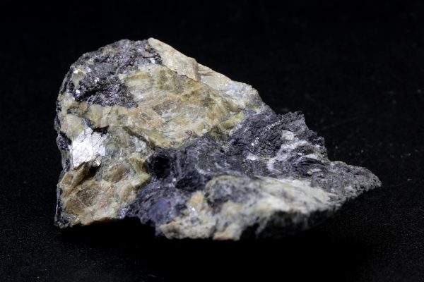 Allemontite, sphalerite