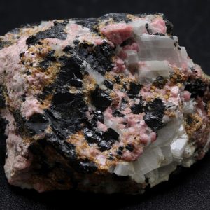 Lennilenapeite, franklinite, rhodonite, spessartine