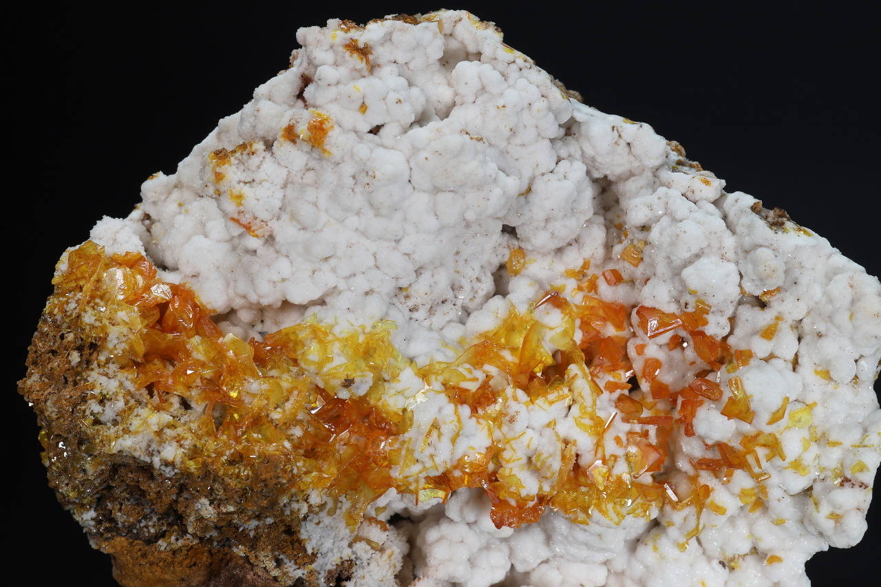 Wulfenite, aragonite - Image 8