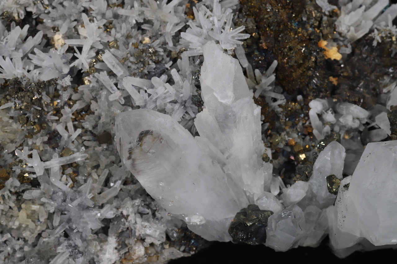Quartz, chalcopyrite, bournonite, pyrite - Image 5