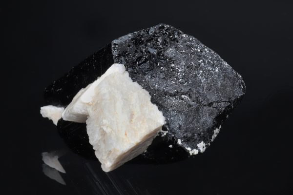 Schorl, albite - Image 3