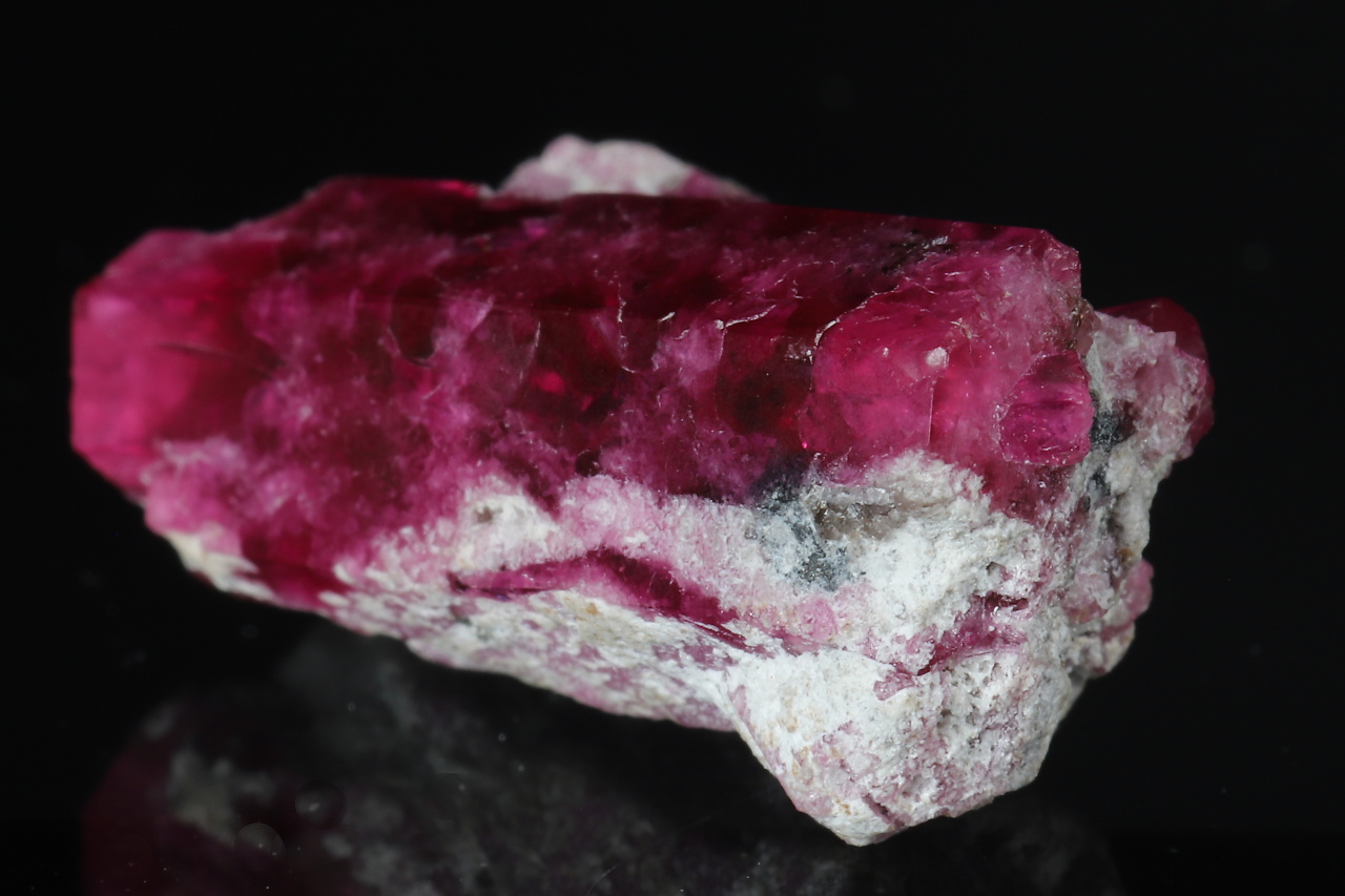 Red Beryl - Image 9