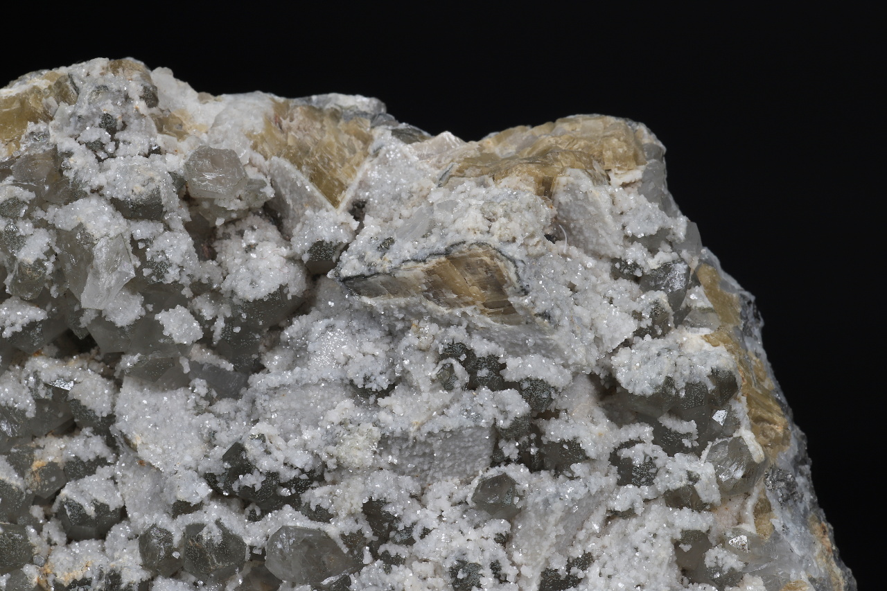 Siderite, quartz, dolomite, arsenopyrite - Image 4