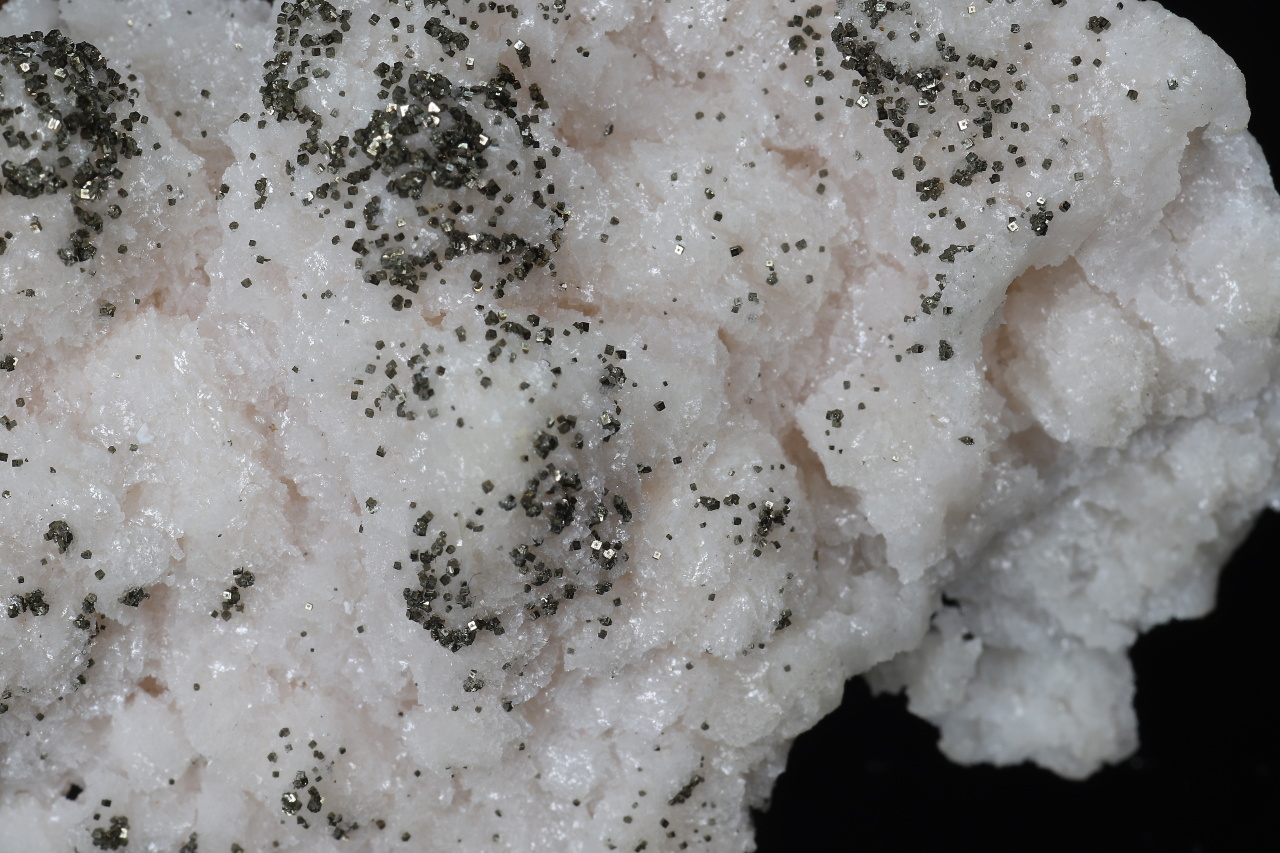 Dolomite, pyrite - Image 5