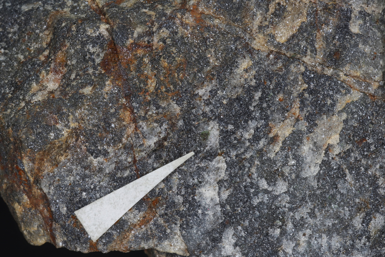 Goldmanite - Image 4