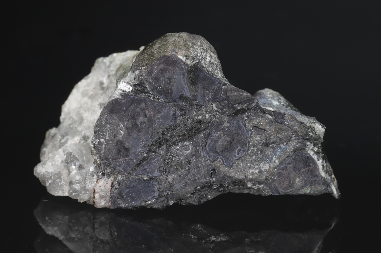 Cattierite-vaesite, nickelene