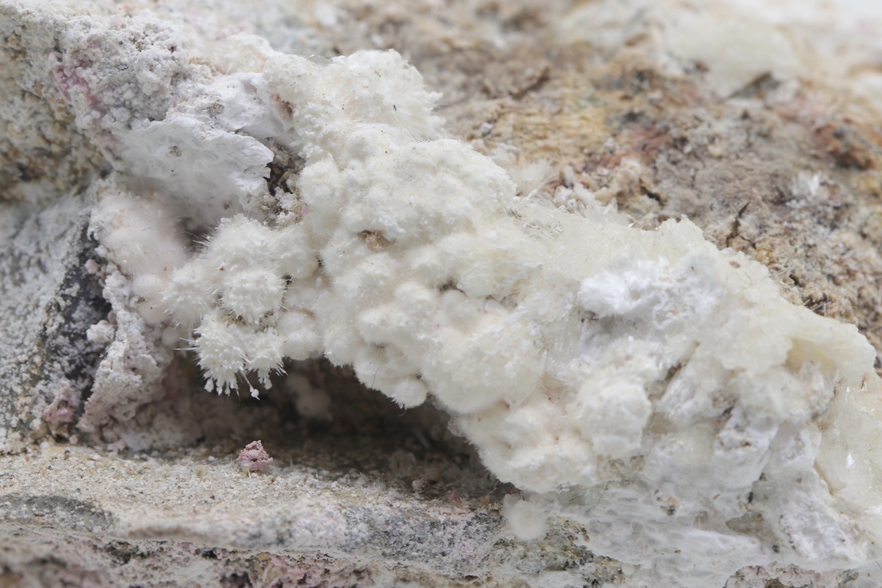 Pharmacosiderite. Pikropharmacosiderite, Brassite - Image 5