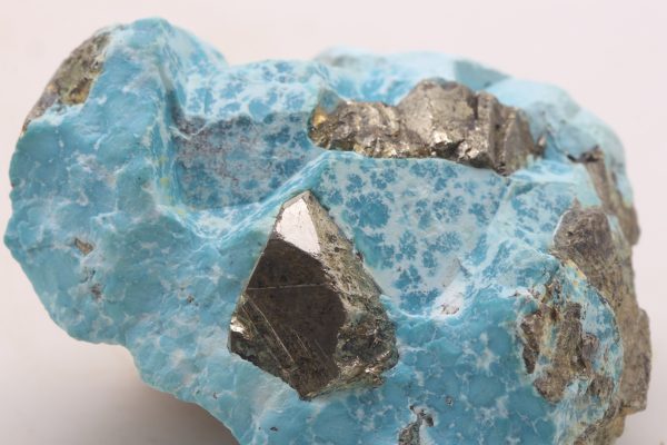 Turquoise, pyrite