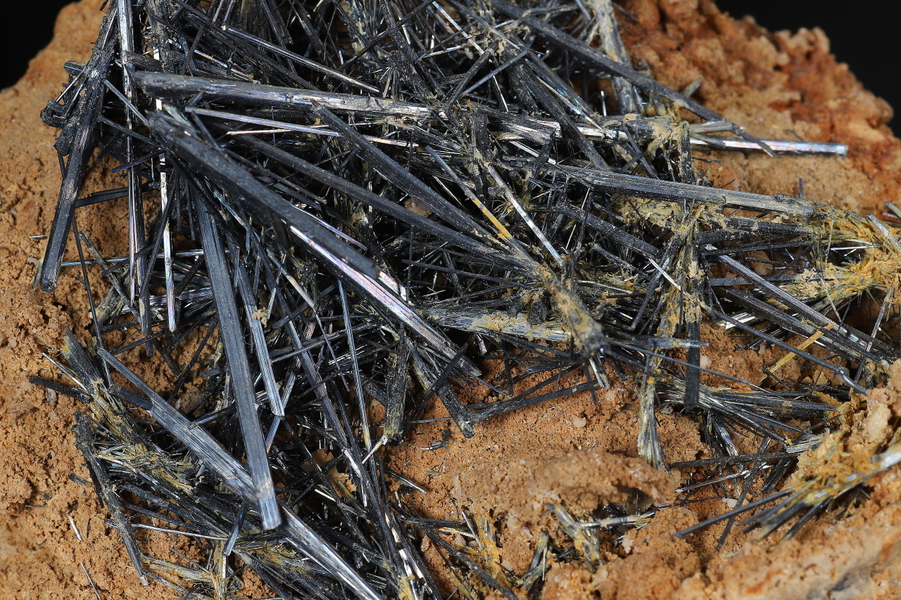 Stibnite - Image 2